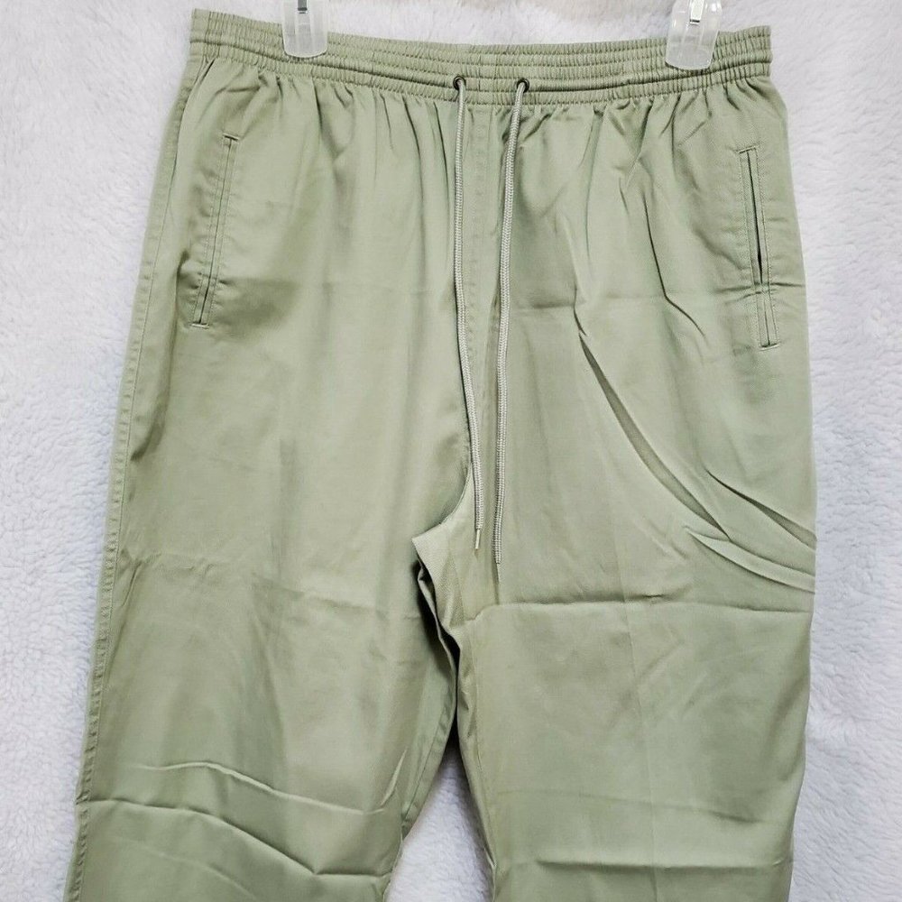 Jenny Buchanan Green Capri Pants Size 2X